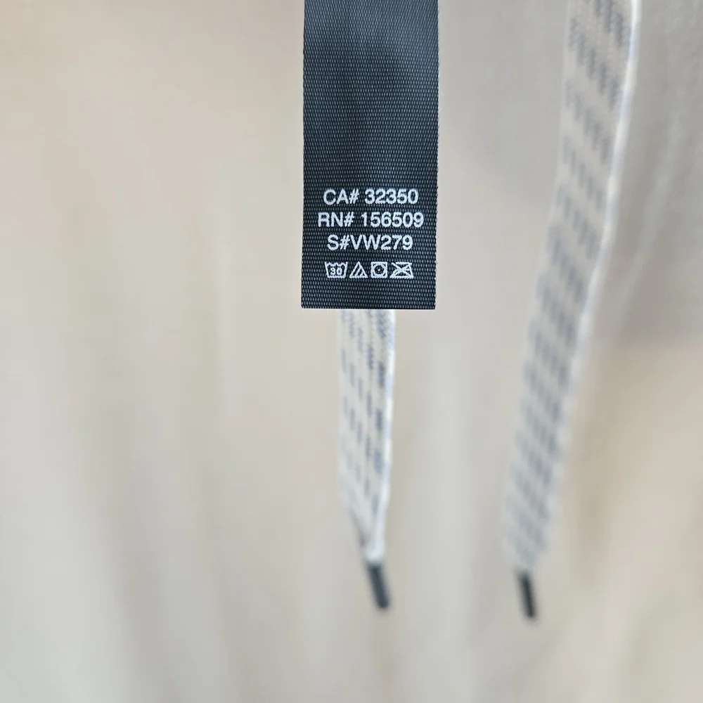 Vuori Halo Oversized Hoodie NWOT - Picture 9 of 9
